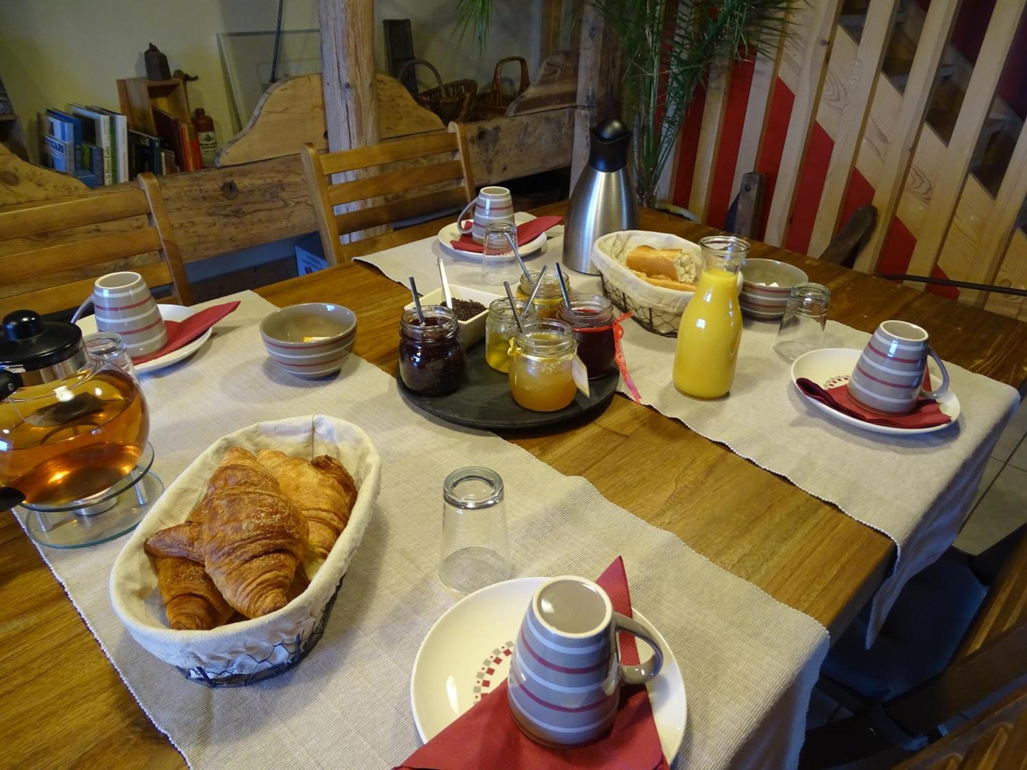 La Ferme De Madelonnet Bed & Breakfast Saint-Jeures Ngoại thất bức ảnh